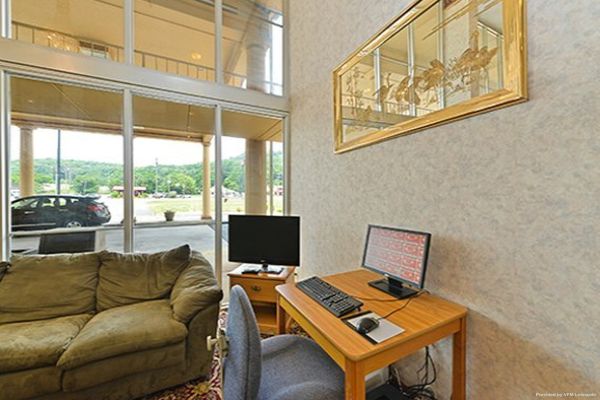 Hotel Econo Lodge Cave City